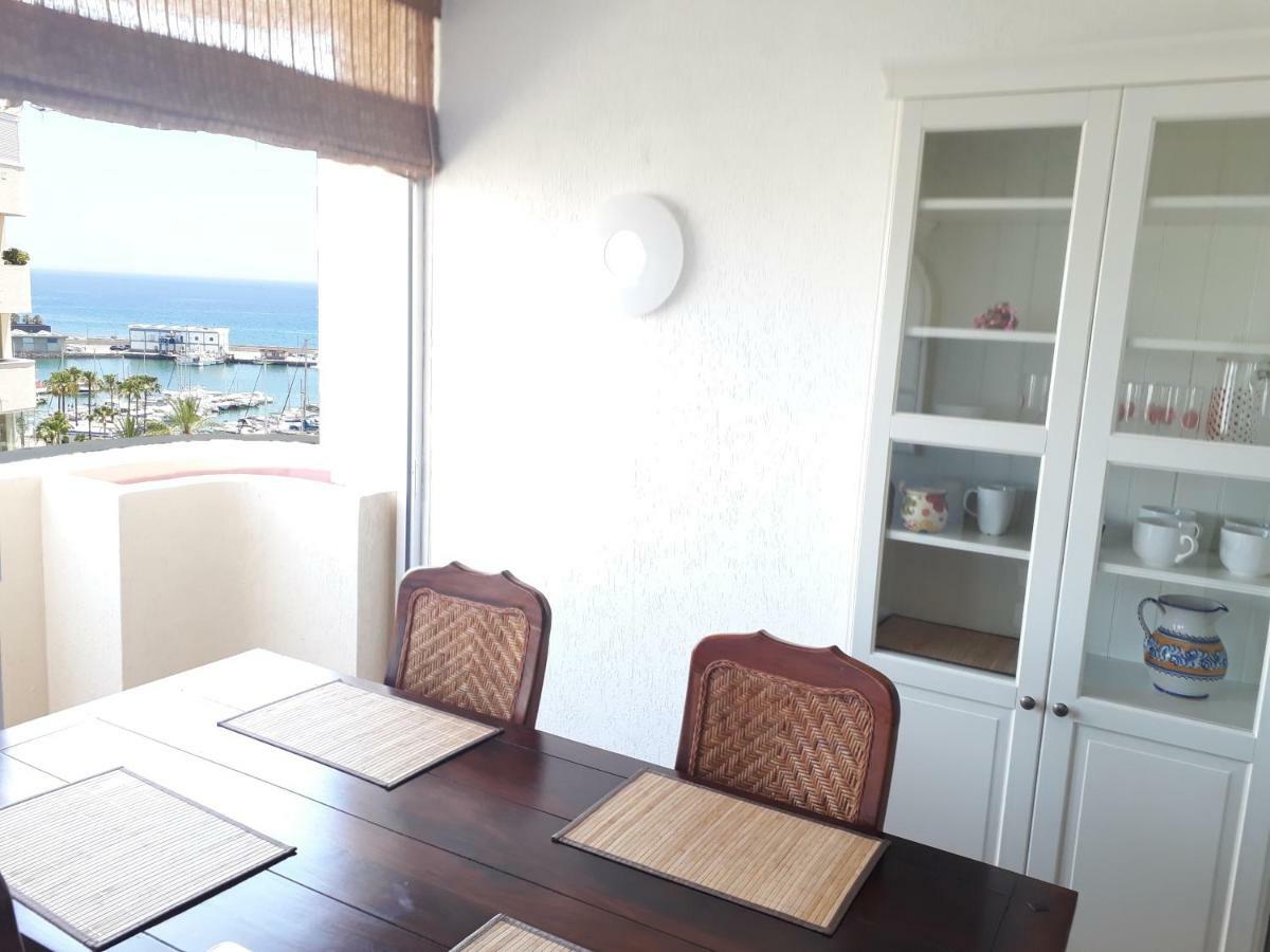 Urbanizacion Puerto Paraiso Estepona Bagian luar foto