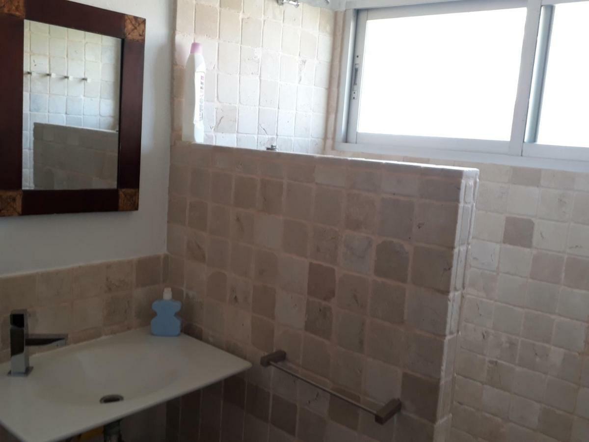 Urbanizacion Puerto Paraiso Estepona Bagian luar foto